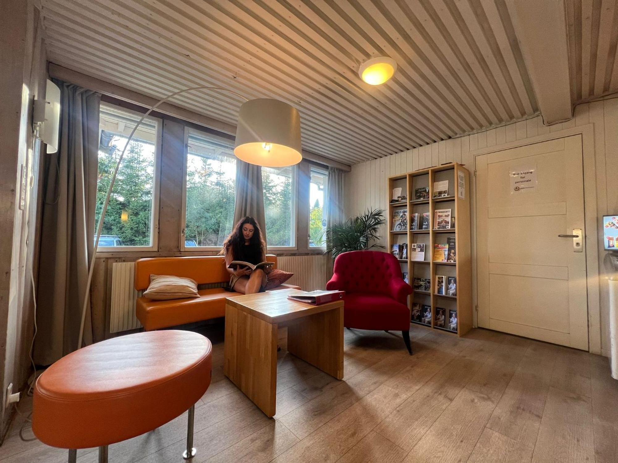 Gjovik Hovdetun Hostel ภายนอก รูปภาพ