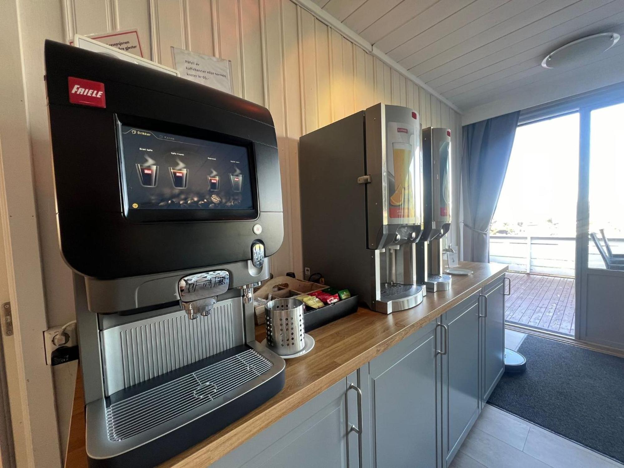 Gjovik Hovdetun Hostel ภายนอก รูปภาพ