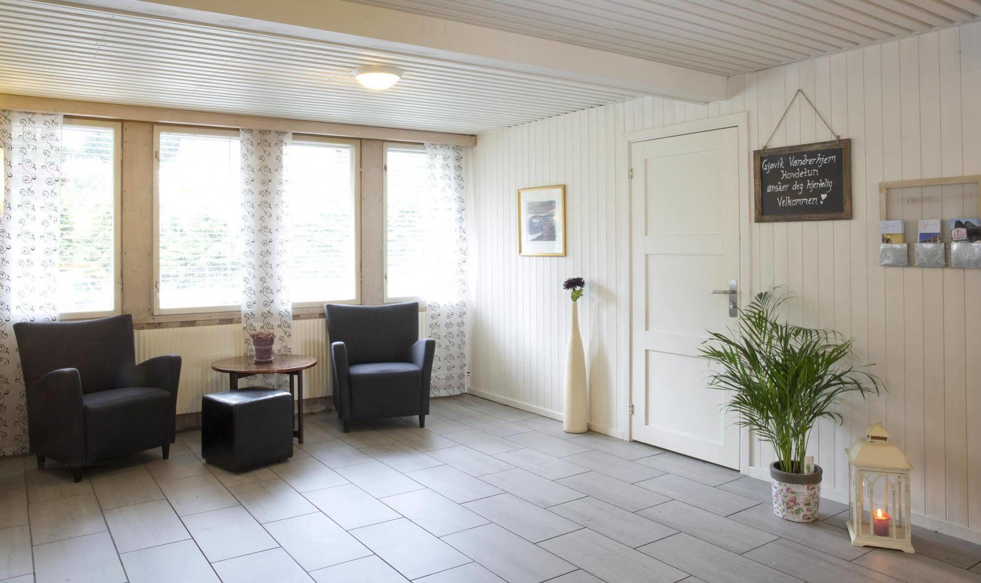 Gjovik Hovdetun Hostel ภายนอก รูปภาพ